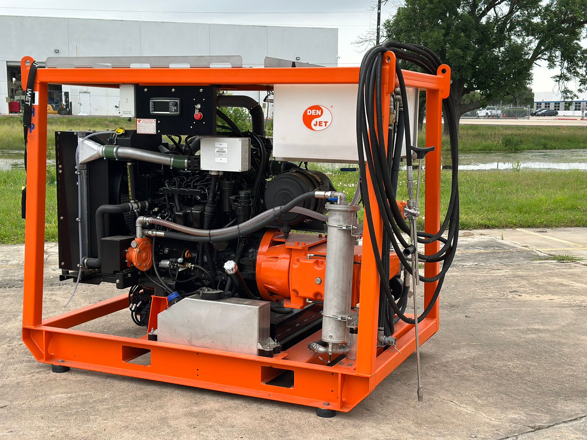 Hydrolazing machines